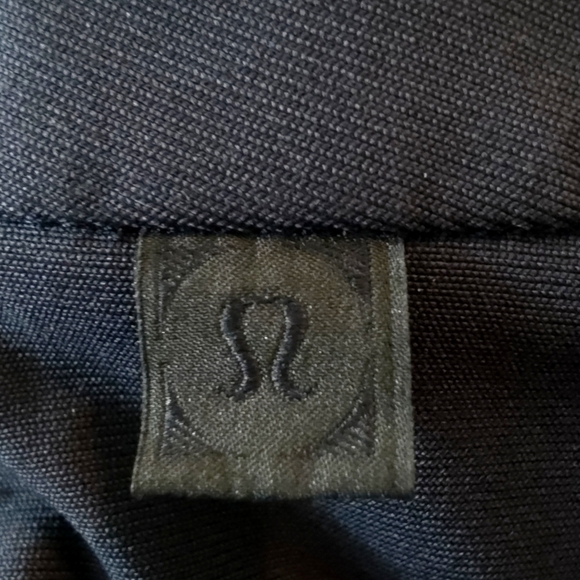 Lululemon Commission Short Relaxed 9” Warpstreme True Navy Size 38 - Picture 14 of 14